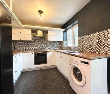 The Rowans, Poulton-le-fylde, FY6 - Photo 2