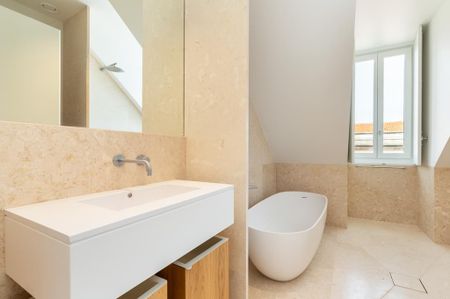 2 Bedroom Apartment with a view, Santo António, Lisboa - Photo 3