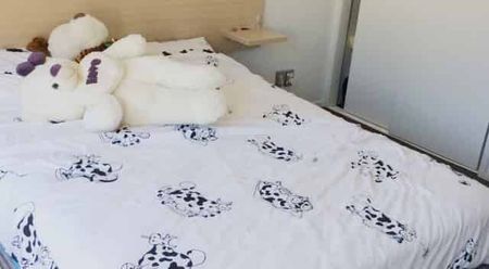 Location, location and location! - Photo 2