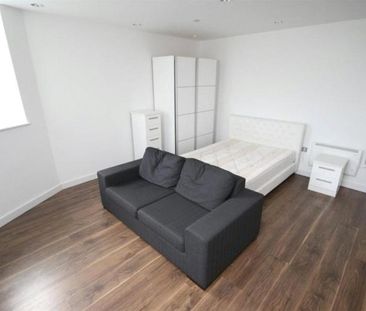 Studio to rent - Photo 5