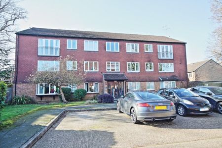 Hallington Close, Woking - Photo 5