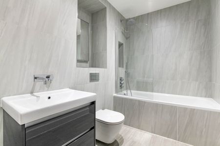 Kew Bridge Road, Brentford,TW8 - Photo 3