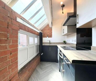 Professional Apartment - York Street, Leicester - Photo 1