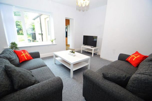 4 bedroom house to rent - Photo 1