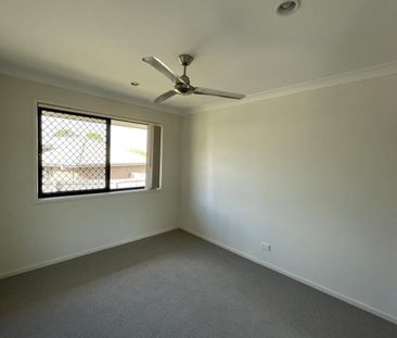 Spacious Family Home in Sought After Willow Rise Estate - Photo 4