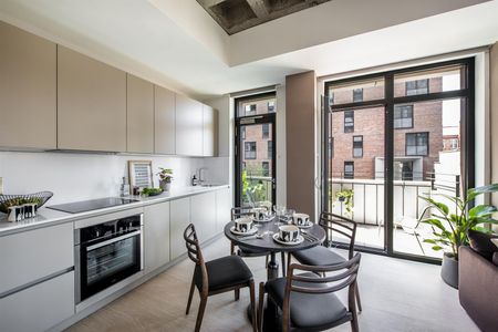 Kampus, Piccadilly, M1 - Photo 4