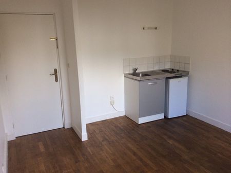 Location Appartement 2 pièces 25m² - Photo 3