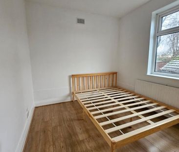 2 Bed Flat, Moorside Road, M7 - Photo 6