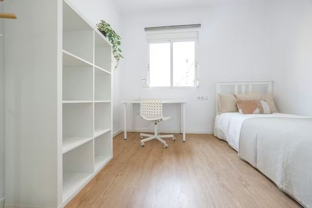 Carrer de Motilla del Palancar, Valencia, Valencian Community 46019 - Foto 1