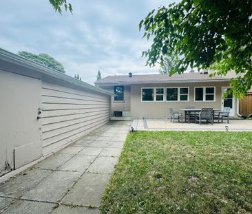 For Lease - 84 Cartier Crescent, Richmond Hill, Ontario - Photo 1