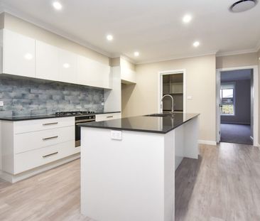 The Bold and The Beautiful - Photo 5