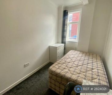 1 bedroom in a house share to rent - Photo 4