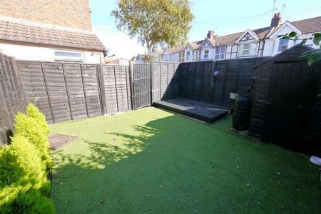 Kingsland Road, Broadwater, BN14 - Photo 5