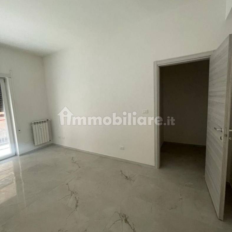 Trilocale via Alessandro Pieri 11, Marconi, Roma - Foto 1