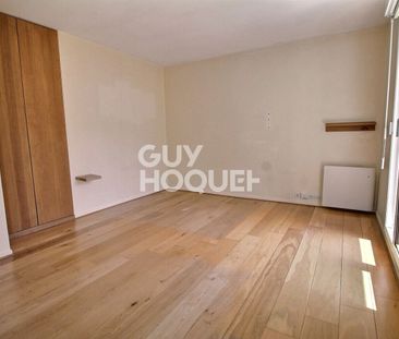 À louer : Appartement T1 lumineux à Chaville - Photo 2
