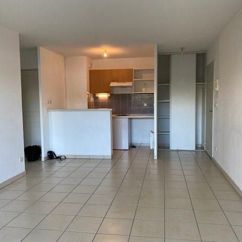 Appartement à louer - 2 pièces - 46 m² - Photo 1