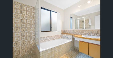 QUIET COASTAL LIVING - Photo 5