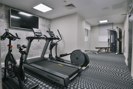 1 bedroom in a flat share to rent - Photo 5