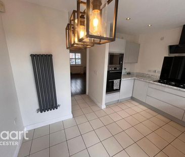 3 bedroom townhouse to rent - Photo 3