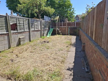 Wintringham Road, Grimsby - Photo 4