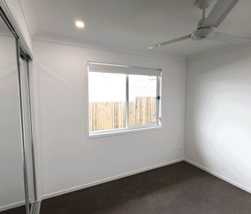 Spacious 4-Bedroom, 2-Bathroom House - Photo 3