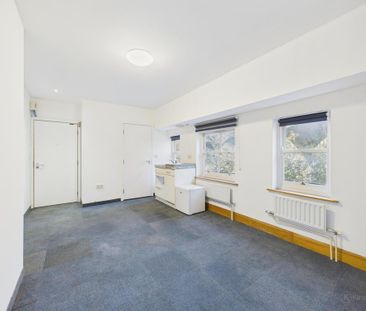 1 bedroom house of multiple occupation to rent - Photo 3