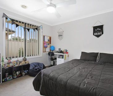 Modern Family Living in a Quiet, Convenient Thurgoona Location - Photo 3