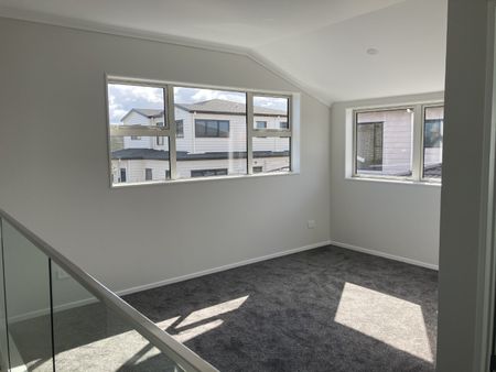 PAPATOETOE, 4 BEDROOMS - Photo 2