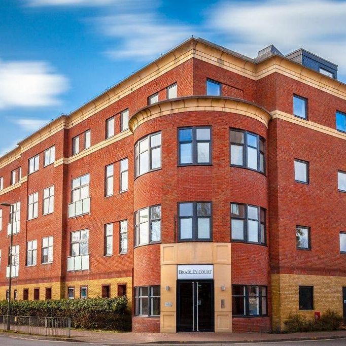 2 bedroom flat to rent - Photo 1