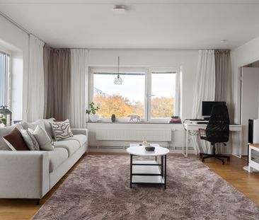 Salviatorget, Angered - Photo 1