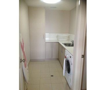 Tamworth Furnished Accommodation - Hillvue - Photo 6