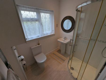 2 bedroom bungalow to rent - Photo 3