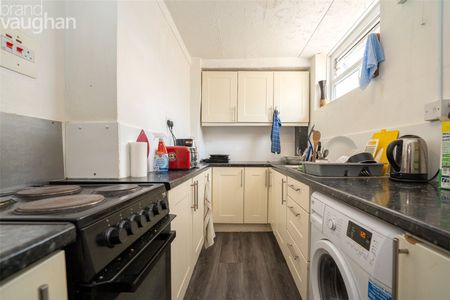 4 bedroom terraced house to rent - Photo 5