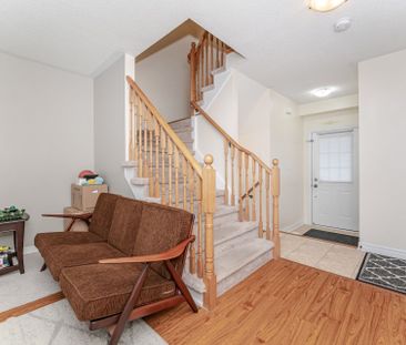 For Lease - 2570 Valleyridge Drive, Oakville, Ontario - Photo 6