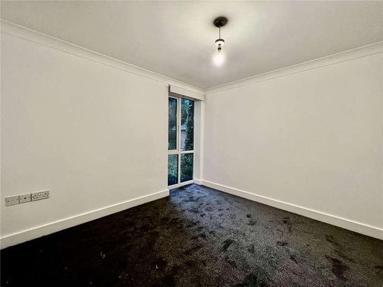 Surrey Road, Poole, BH12 - Photo 1