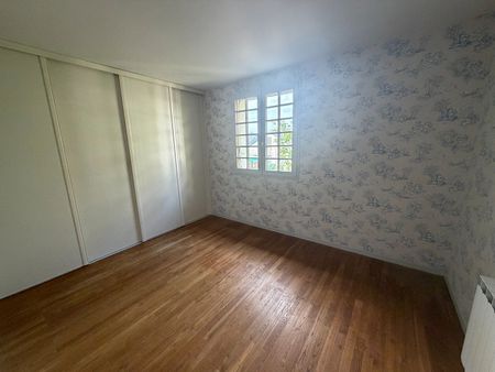 Location Maison 4 pièces 82m² - Photo 4