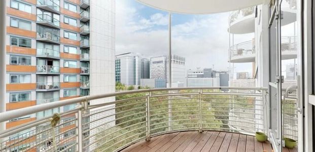 2 bed flat to rent - Photo 1