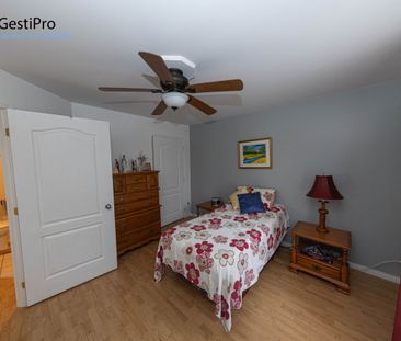 2034 Masson - Photo 6