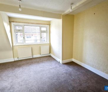 2 bedroom semi-detached house to rent - Photo 2