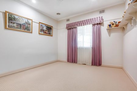 1094 Waugh Road, North Albury NSW 2640 - House For Rent | Domain - Photo 3