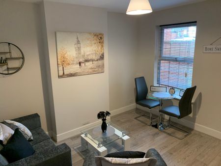 BEDROOM 2 – LARGE DOUBLE - Photo 5