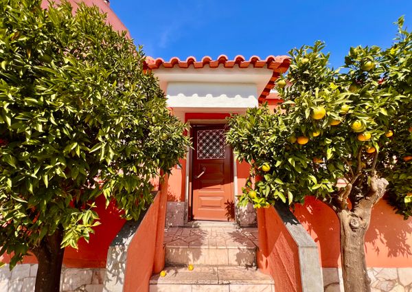 Moradia T2 com Quintal em São Domingos de Rana