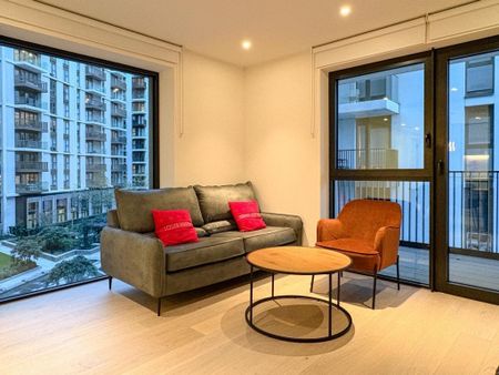 Westmont Apartments, Fountain Park Way, W12 - Photo 2