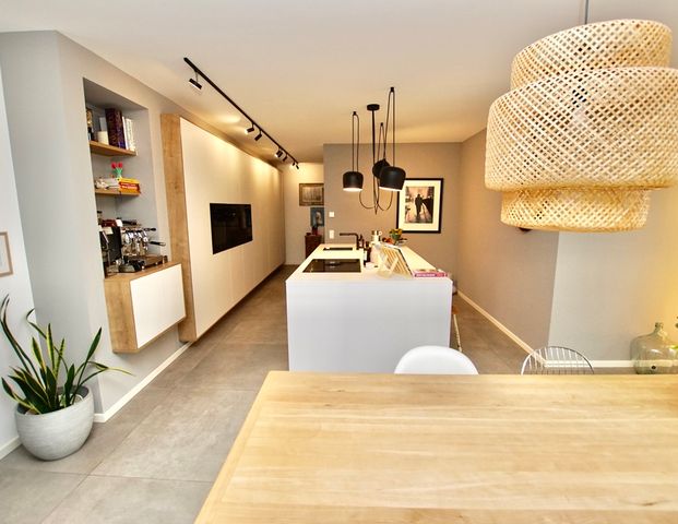 Moderne Penthousewohnung im Herzen von Wiesbaden - Photo 1