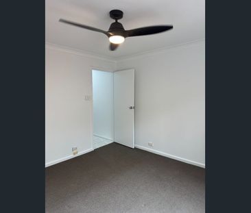 Spacious Family Home – Prime Charlestown Location - Photo 3