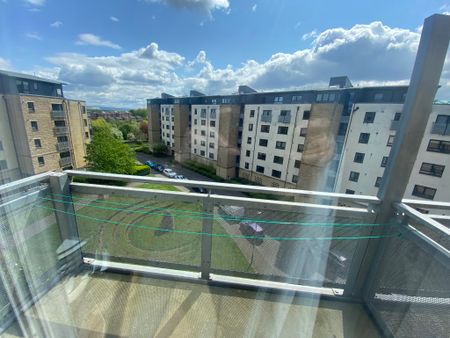 3/18 Hawkhill Close, Edinburgh, EH7 6FD - Photo 2