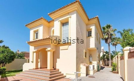 Alquiler de casa o chalet independiente en Avenida Costanera - Photo 2