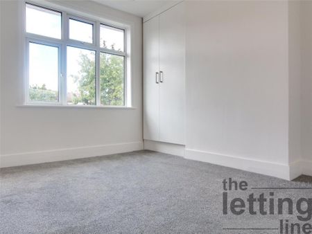 3 bedroom terraced house to rent - Photo 3