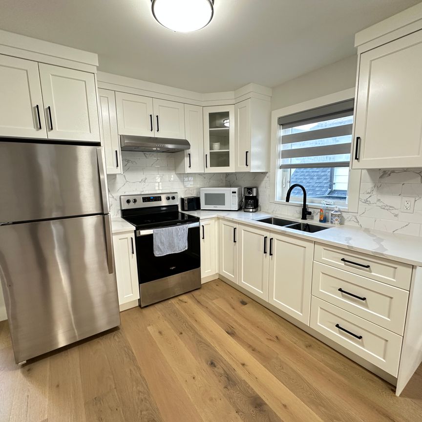 Delta Coach House – Brand New, Private Entry, Great Location - Photo 1