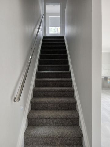 Stunning New Townhouse On Everglade - Photo 2